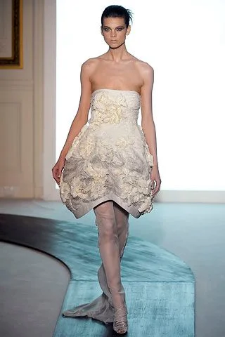 Look 18